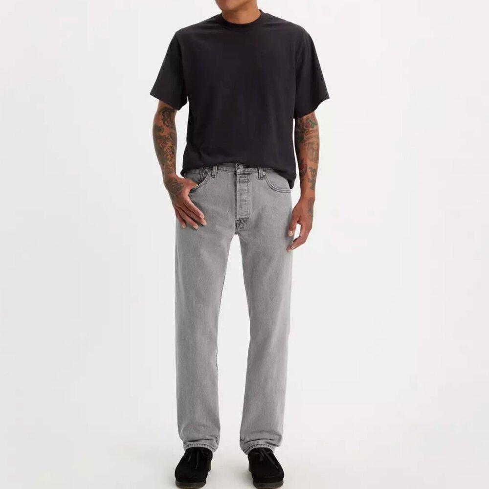 Men's Levi's 501 Jeans in Grey (W32 x L32)